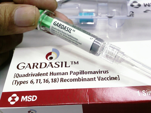 http://gazettereview.com/wp-content/uploads/2015/07/hpv-vaccination.jpg