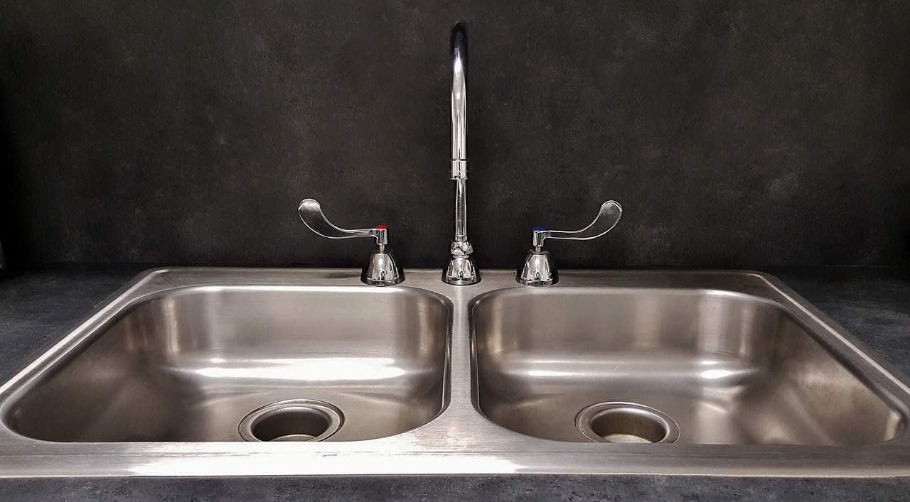 How to Clean A Garbage Disposal - Deep Cleaning Guide & Tips - Vimarsana News