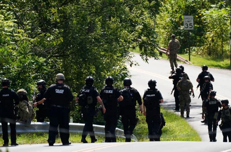 Convicted Killer Spotted More than 20 Miles From Search Area After Escaping Prison - Vimarsana News