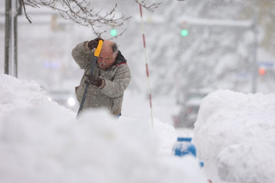 Severe Winter Storm Hits the Northeast U.S. - Gazette Review