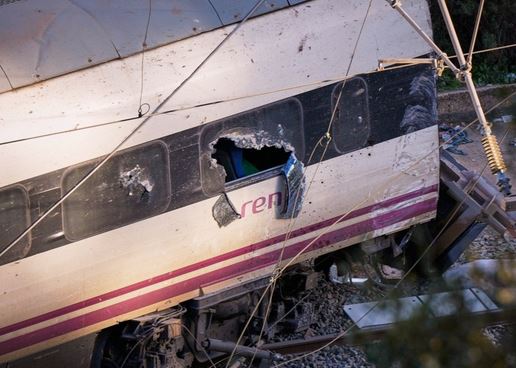 barcelona train crash 3