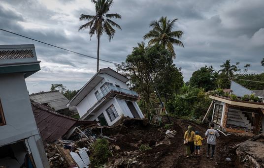 indonesia quake damage