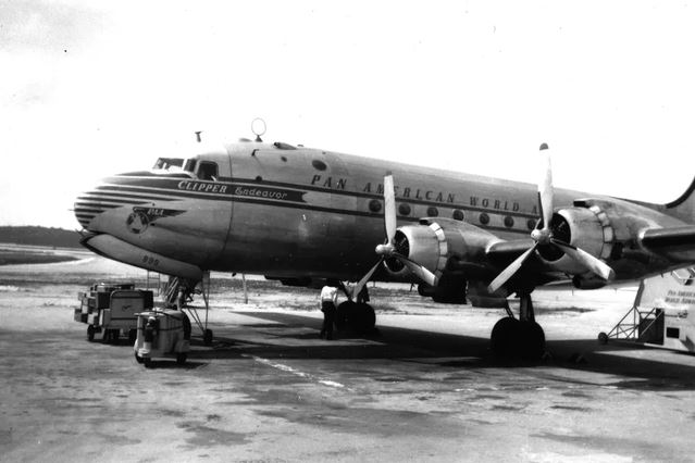pam am plane