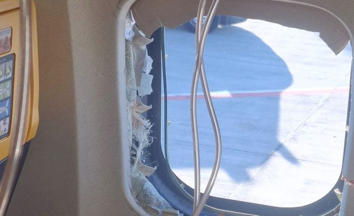 ryanair-broken-window